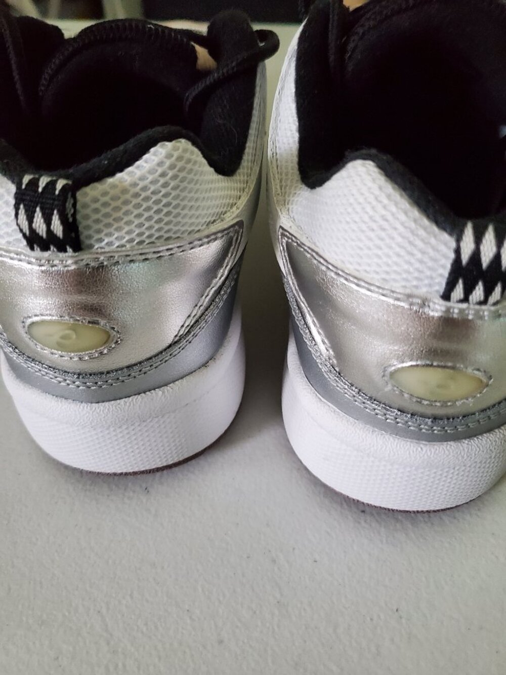 Walk-Run Sneakers - Picture 5 of 5